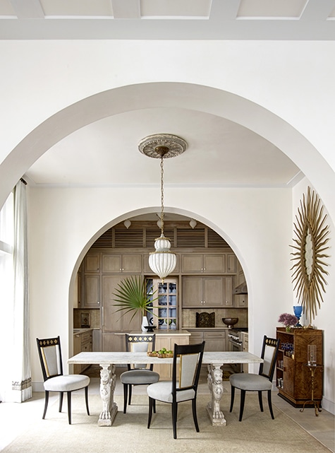 Breakfast room of Alys Beach Florida house by Texas architect Michael Imber