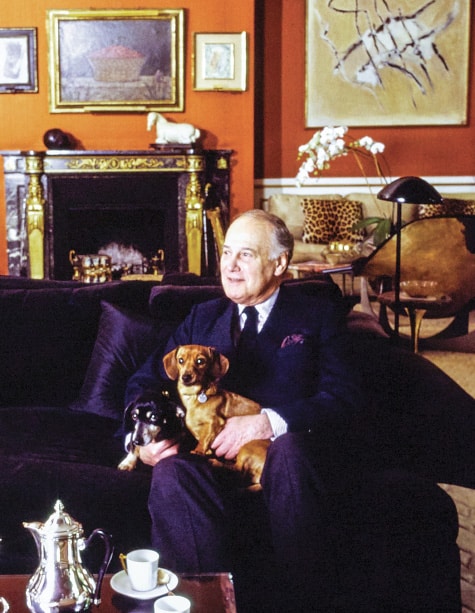 Henri Samuel with two dachshunds