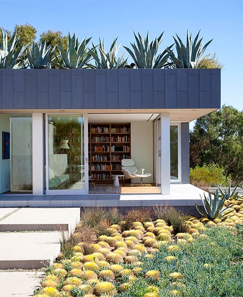 Beverly Hills home library by Marmol Radziner