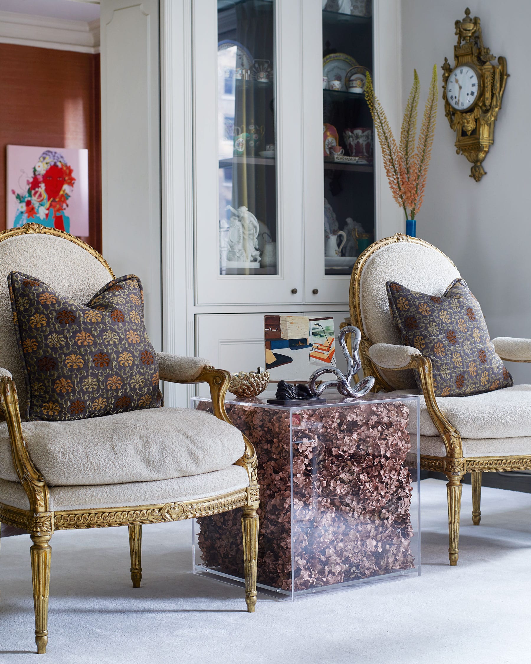 Blair Voltz Clarke and Alistair Clarke New York apartment living room