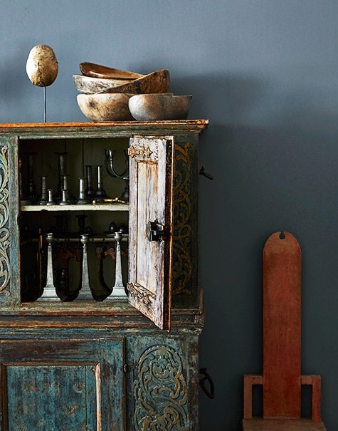 Baroque cabinet