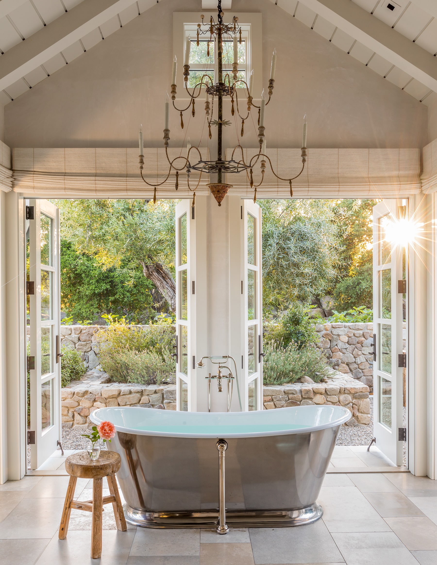 Scott Shrader’s Lavish Gardens Are As Elegant As They Are Inviting