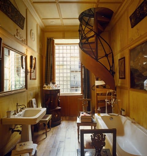 Karl Lagerfeld bathroom
