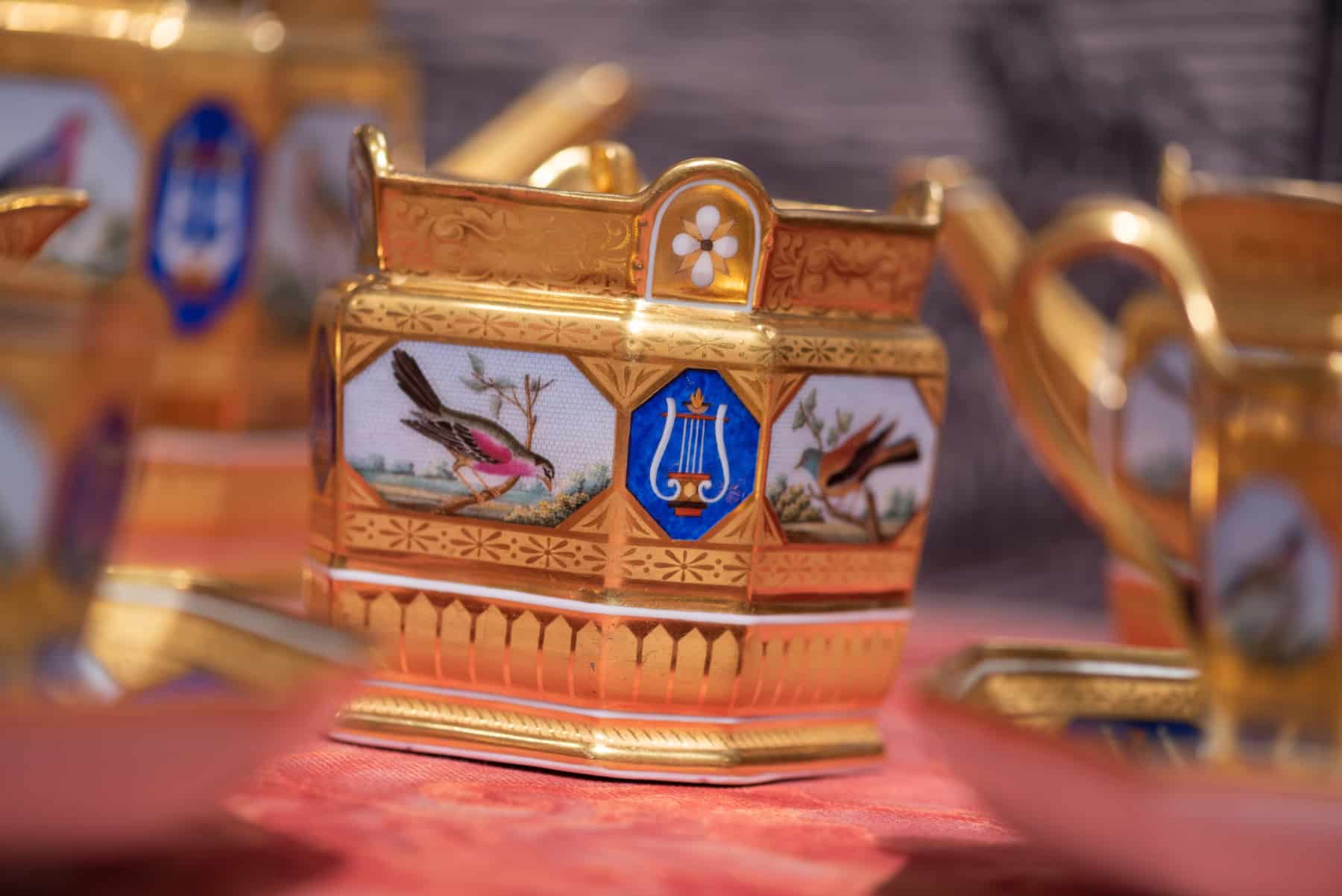 Jeweler Elizabeth Locke’s Major Micromosaics Are on Display
