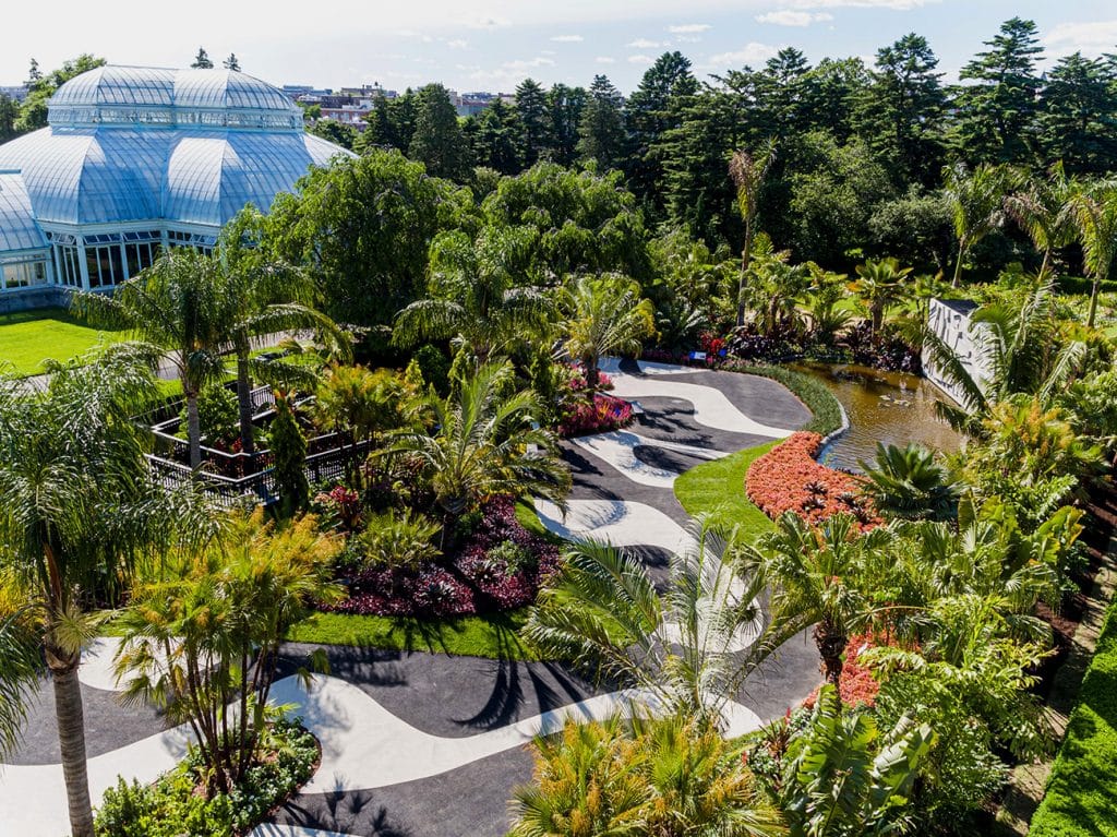 Outdoor overhead shot of the Raymond Jungles and Roberto Marx NYBG Show