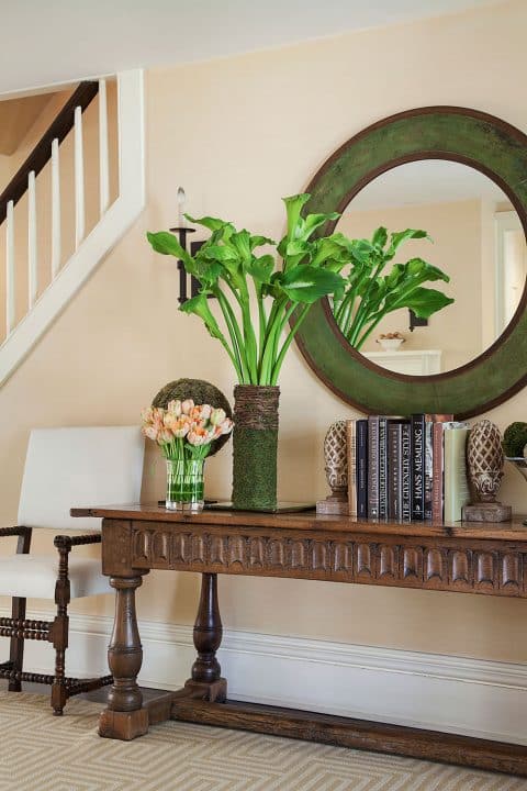 Charlotte Barnes Interiors Federal-Style House Entryway