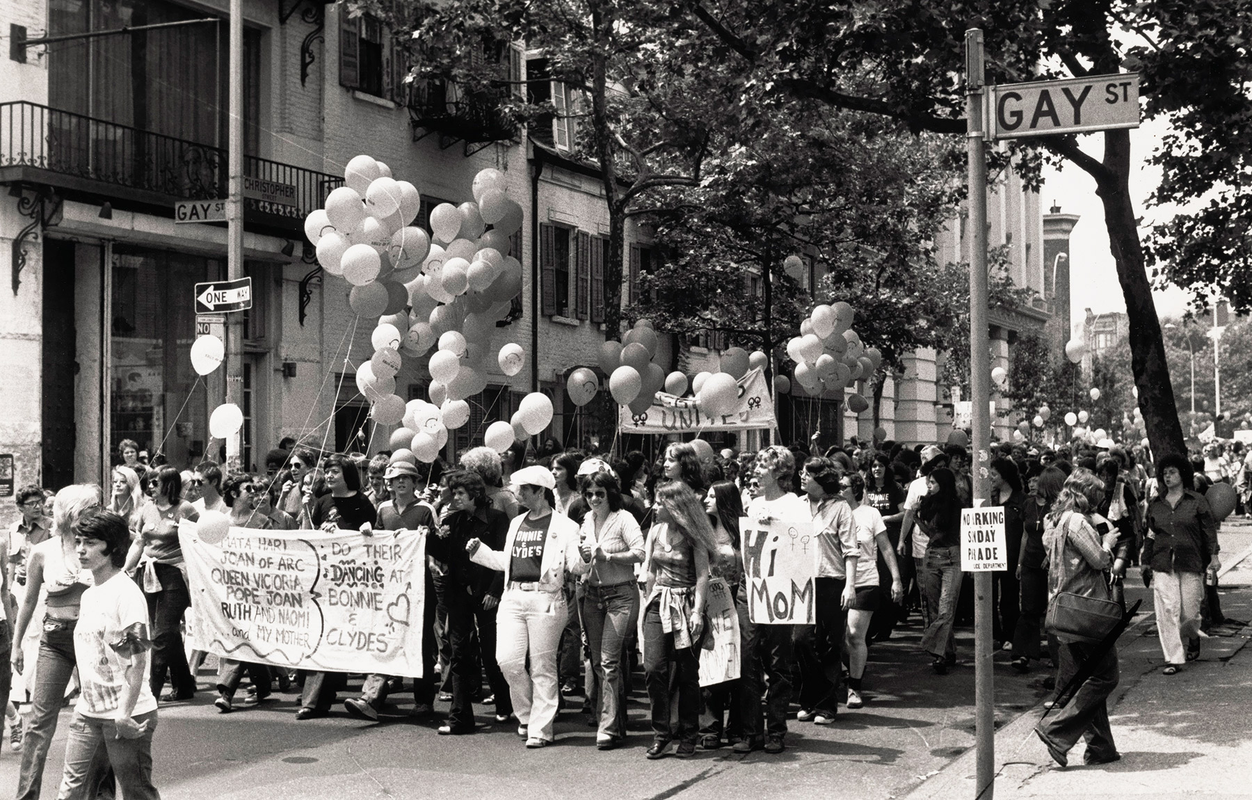Fred McDarrah at at 1973 Pride March